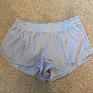 Lululemon Hotty Hot Short 2.5”